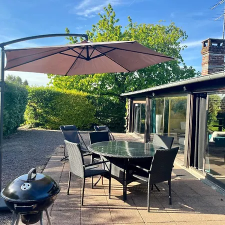 La Maisonnette D'hermival A 2 Min De Lisieux - Jardin - Pkg - Wifi Holiday home *